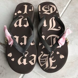 🔥JUICY COUTURE FLIP FLOPS 🔥